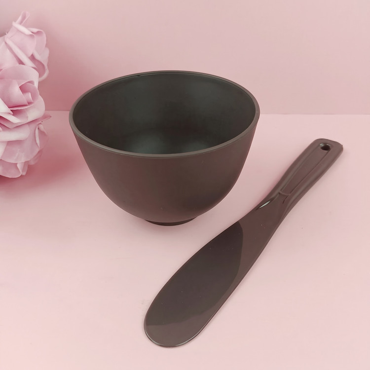 کاسه و کاردک ام ای دی (M.A.D)